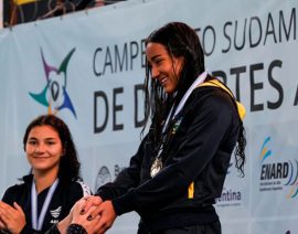Aluna do Colégio Santo Antônio, promessa da natação brasileira, conquista o Sul-Americano Juvenil