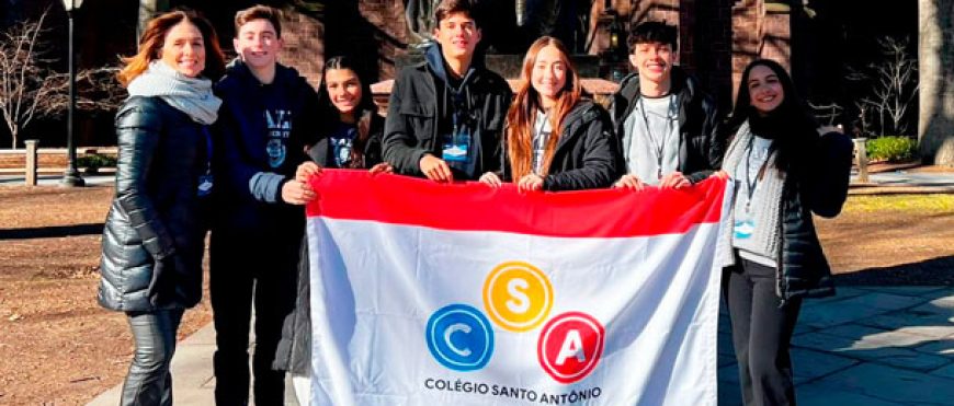 Alunos participam de simulação em Yale e recebem convite para a China