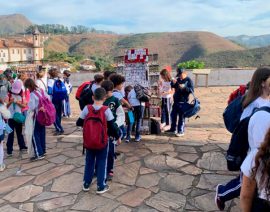Alunos do 5º Ano vivenciam aula de campo em Ouro Preto
