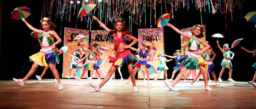 danca-folclorica-colegio-santo-antonio